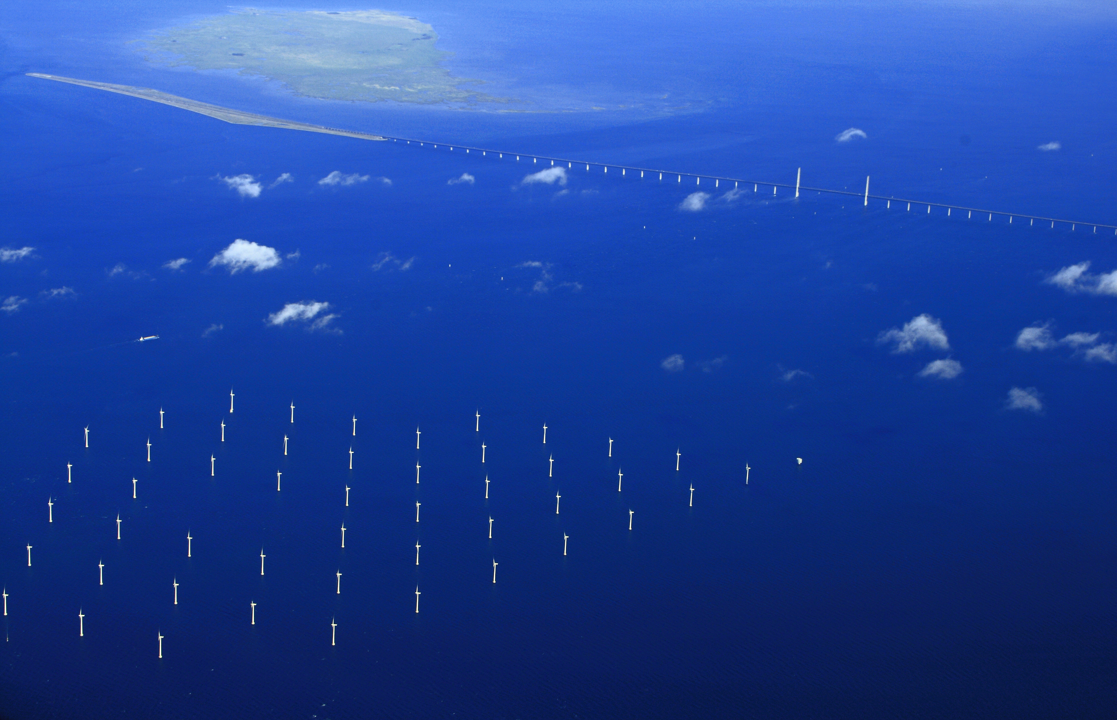 Governments from all over the world discuss the business case of offshore wind