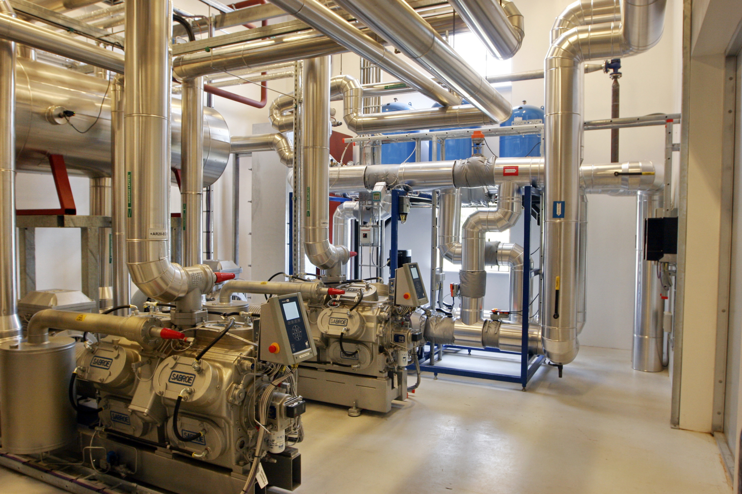 15 værker får støtte til store varmepumper 